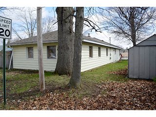 Property photo 25 - REAL ESTATE & PERSONAL PROPERTY AUCTION, 6 Lake Wawasee Properties